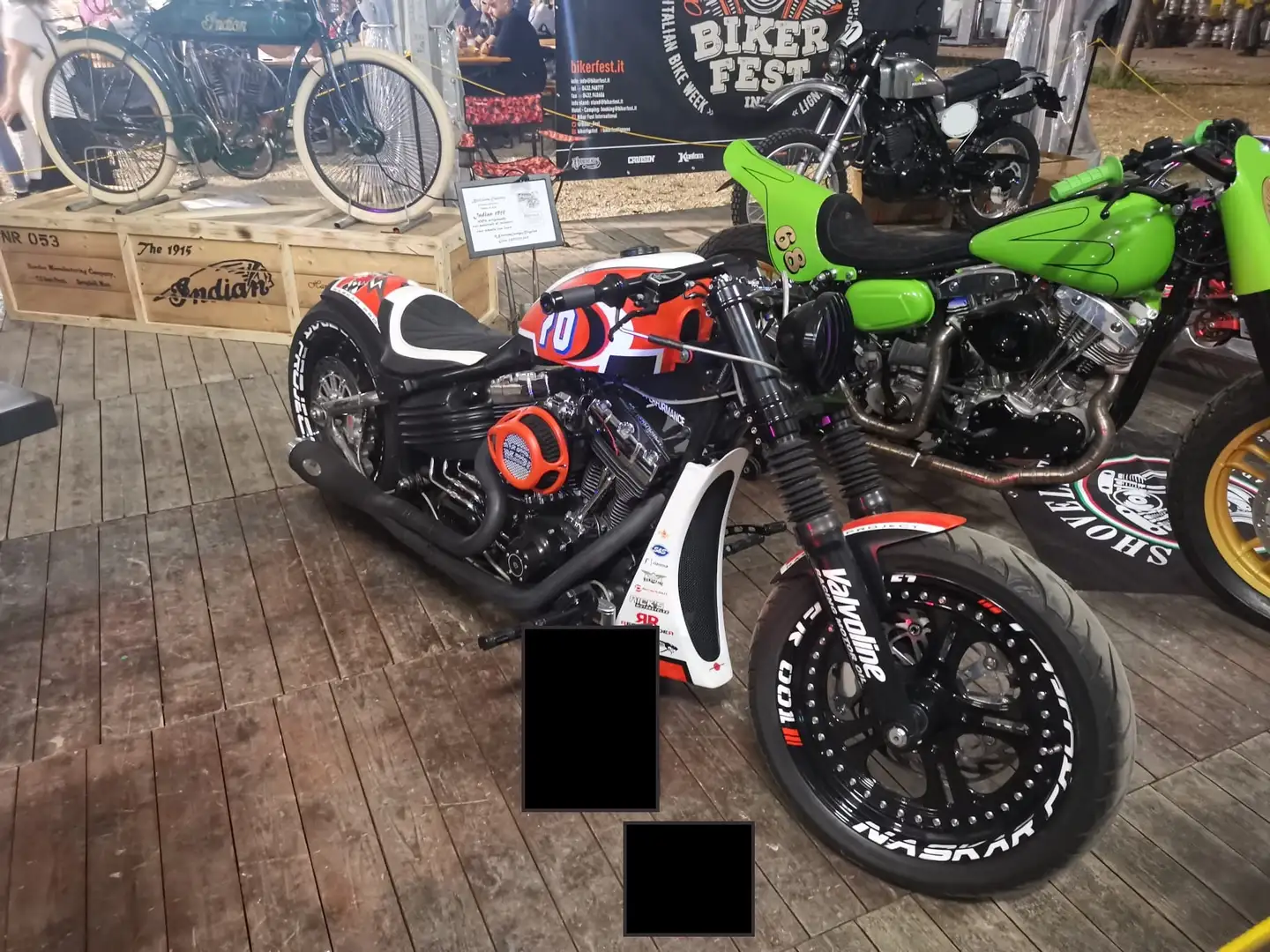 Harley-Davidson Rocker C - 1