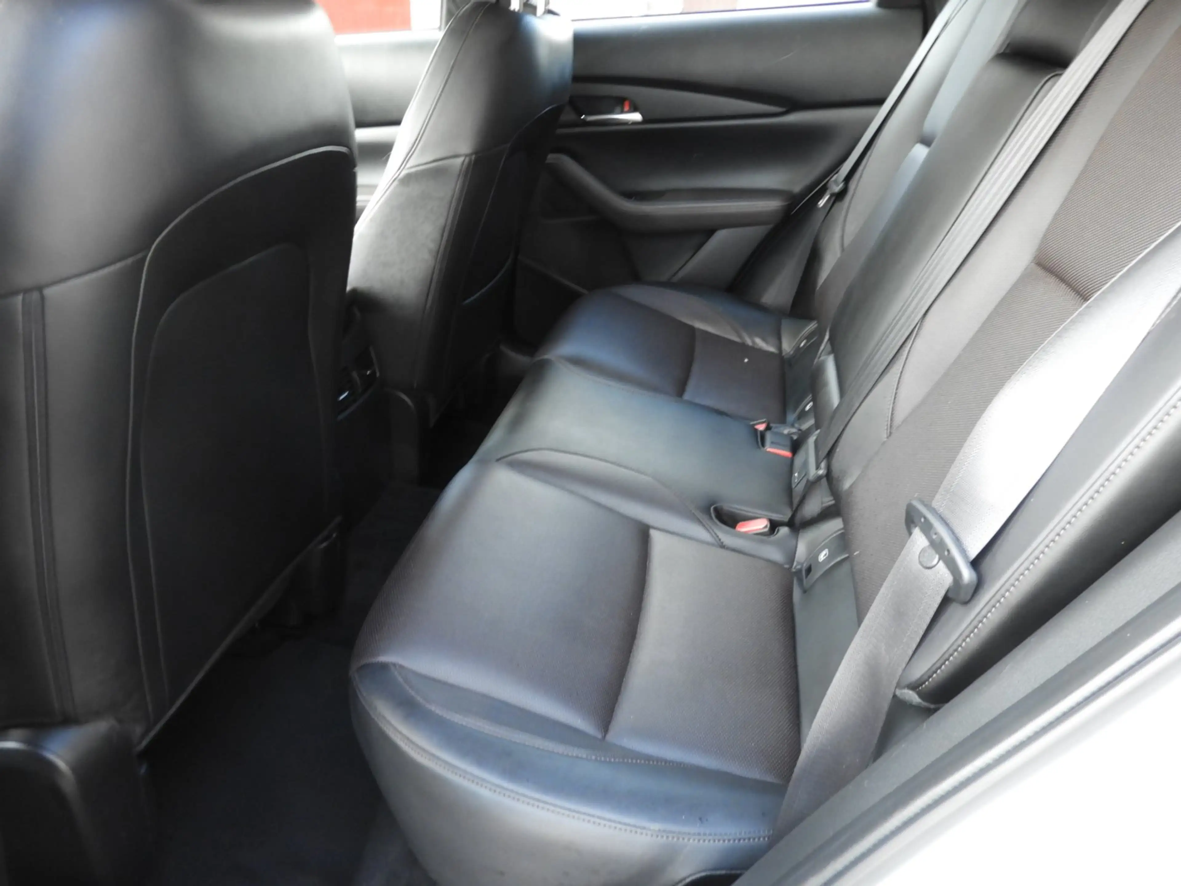 Mazda CX-30 2.0 e-SkyActive-X-M Hybridcomfort — photo 10