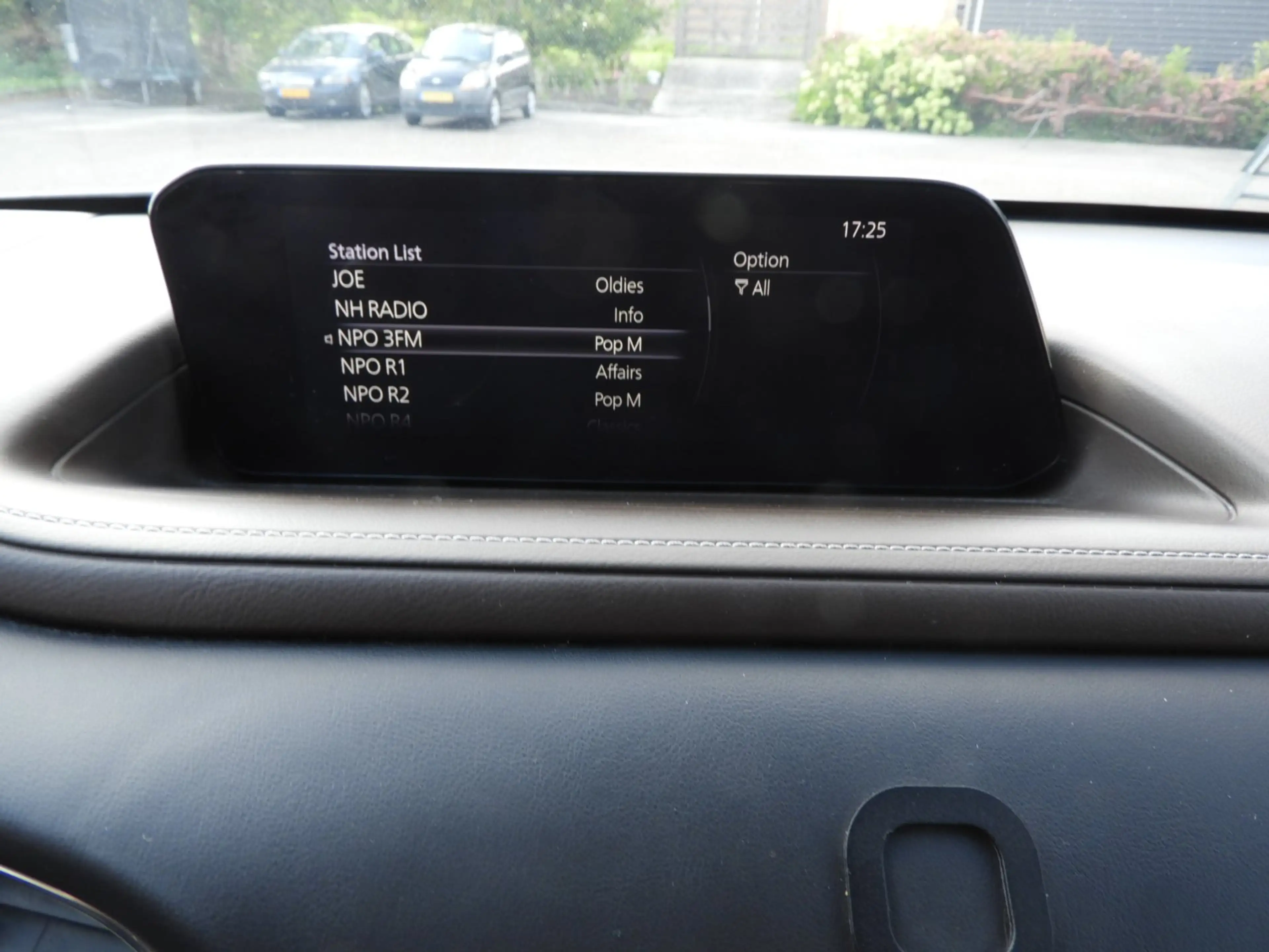 Mazda CX-30 2.0 e-SkyActive-X-M Hybridcomfort — photo 13