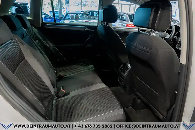 Volkswagen Tiguan view 11