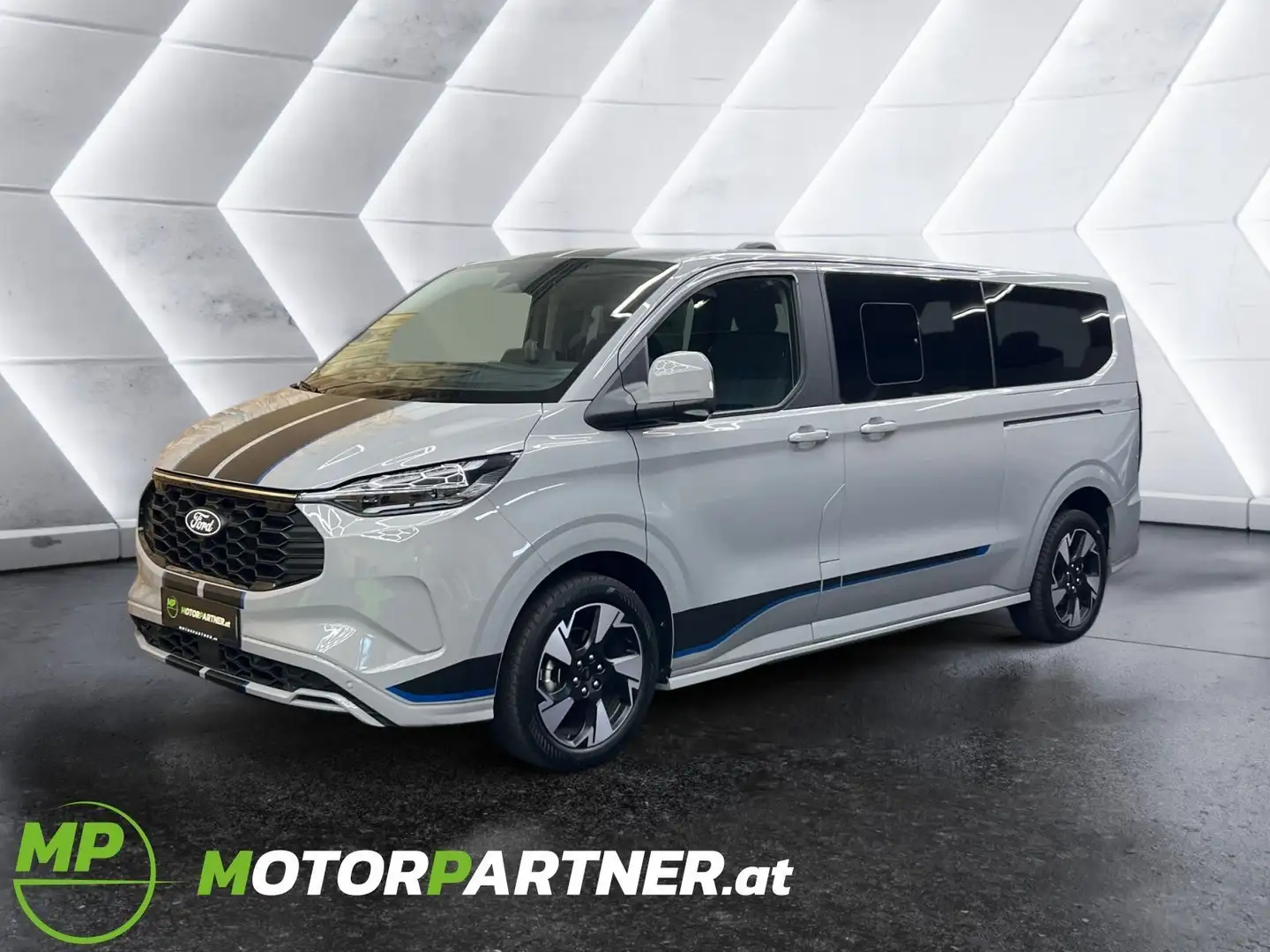Ford Tourneo Custom L2 Sport | PHEV | Bus 8-Sitze | Sofort verfügbar Grau - 1