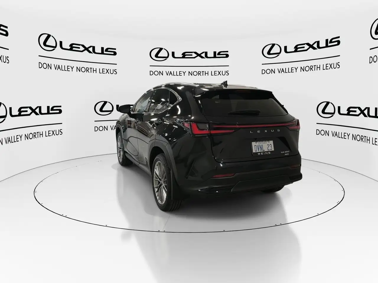 Lexus NX снимка Lexus NX