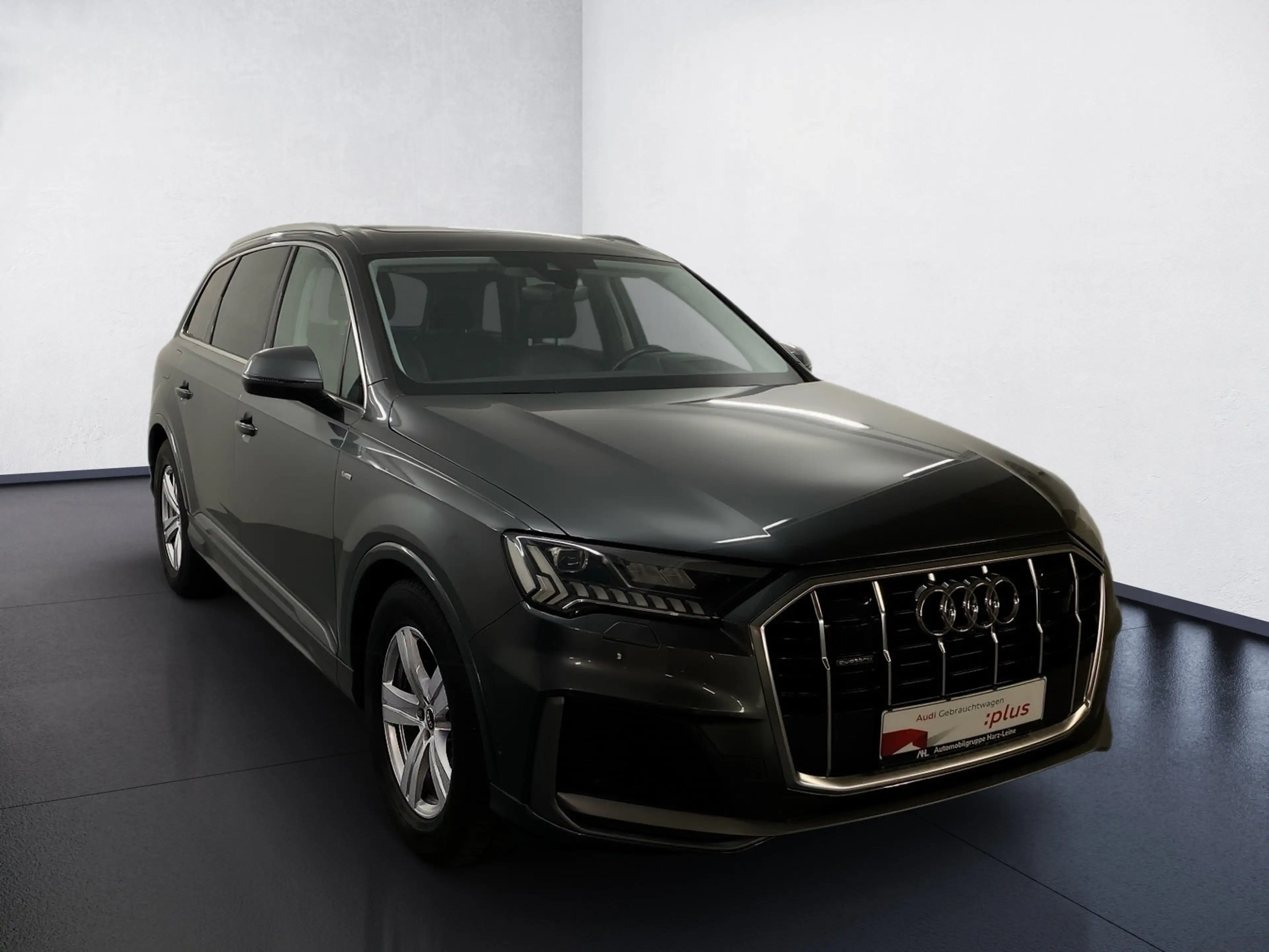 Audi Q7 50 TDI S line quattro Allradlenkung Pano Standheiz — photo 8