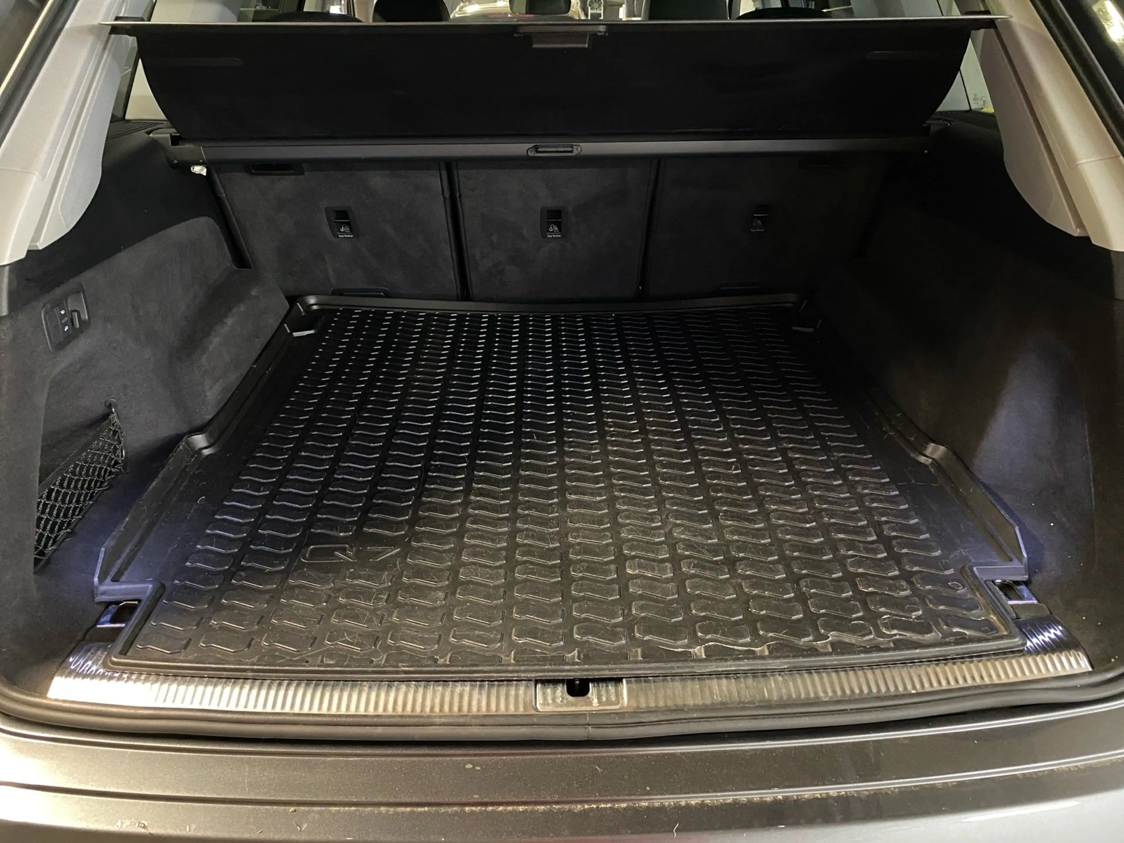 Audi Q7 50 TDI S line quattro Allradlenkung Pano Standheiz — photo 15