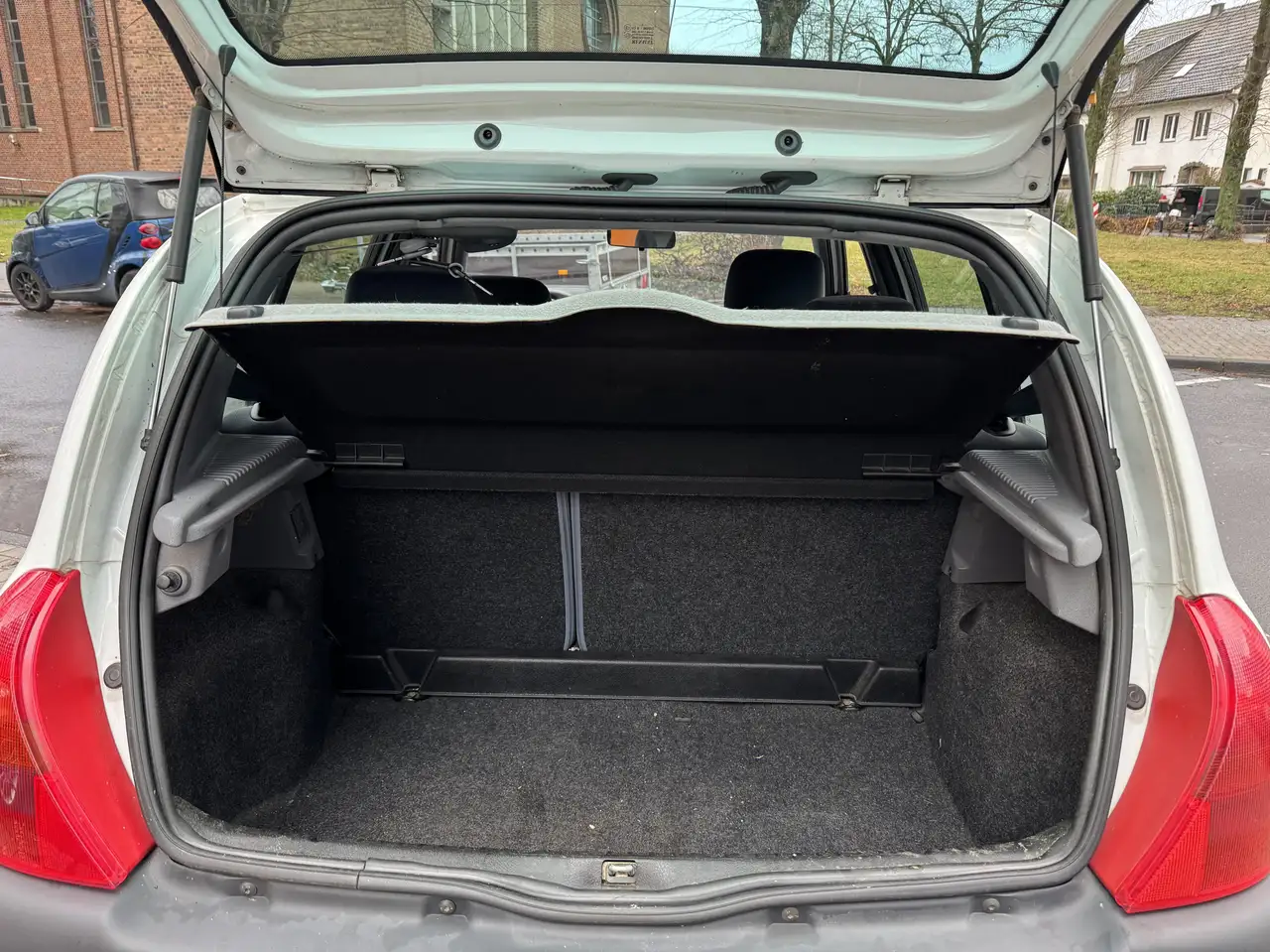 Renault Clio 1.4 / KLIMA / 1. HAND / TÜV NEU /, foto 8