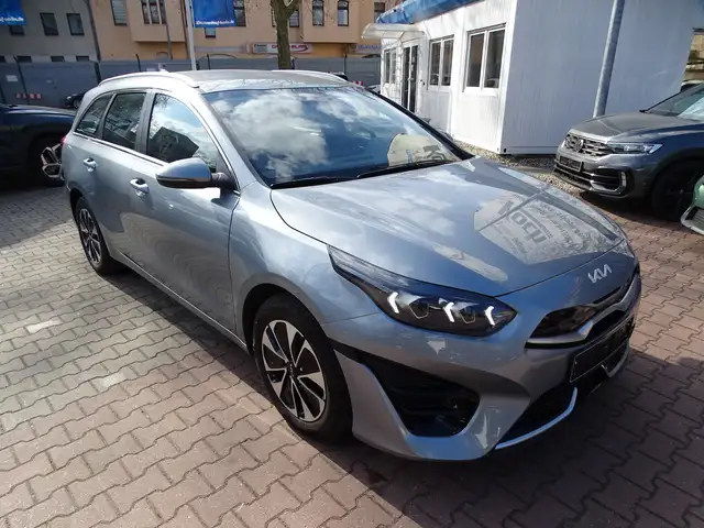 Kia Ceed view 7