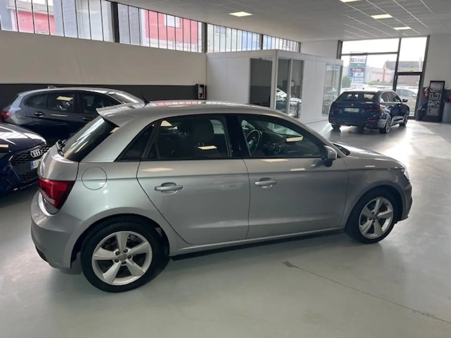 Audi A1 A1 2015 Sportback Sportback 1.4 tdi Sport s-tronic Argento - 2