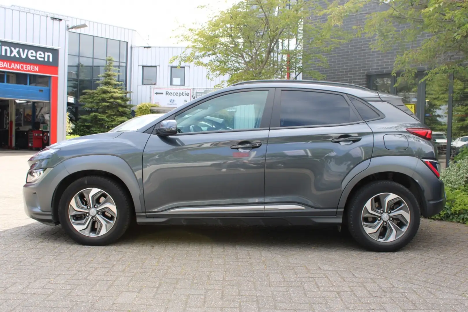 Hyundai KONA 1.6 GDI HEV Premium Sky Full Option! "RIJKLAARPRIJ Grau - 2
