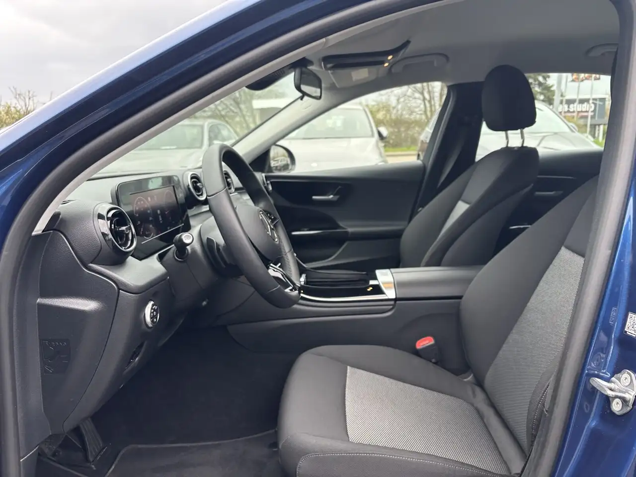 Mercedes-Benz C 200 C 200d Limousine MBUX+NAVI+LED+ASSIST+DAB RADIO+ 10