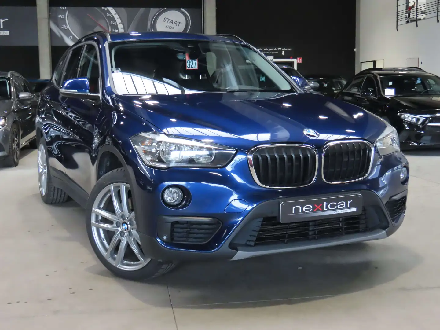 BMW X1 18dAS xDrive 150 NAVI-CRUISE-PARKING-HARMAN KARDON Bleu - 2