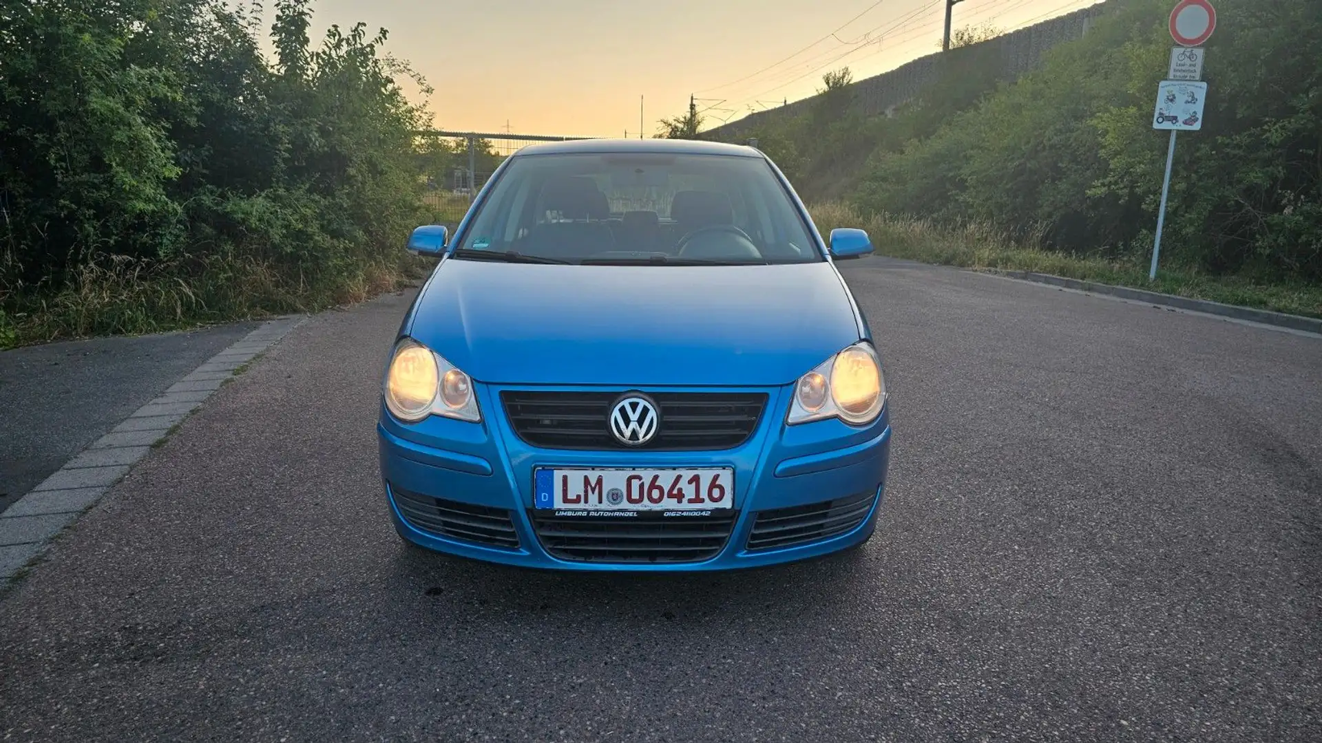 Volkswagen Polo IV United Blau - 1
