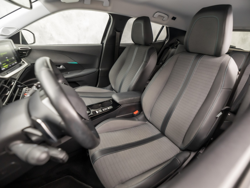 Peugeot 2008 1.2 PureTech Allure Pack 131Pk Automaat (VIRTUAL C — photo 15