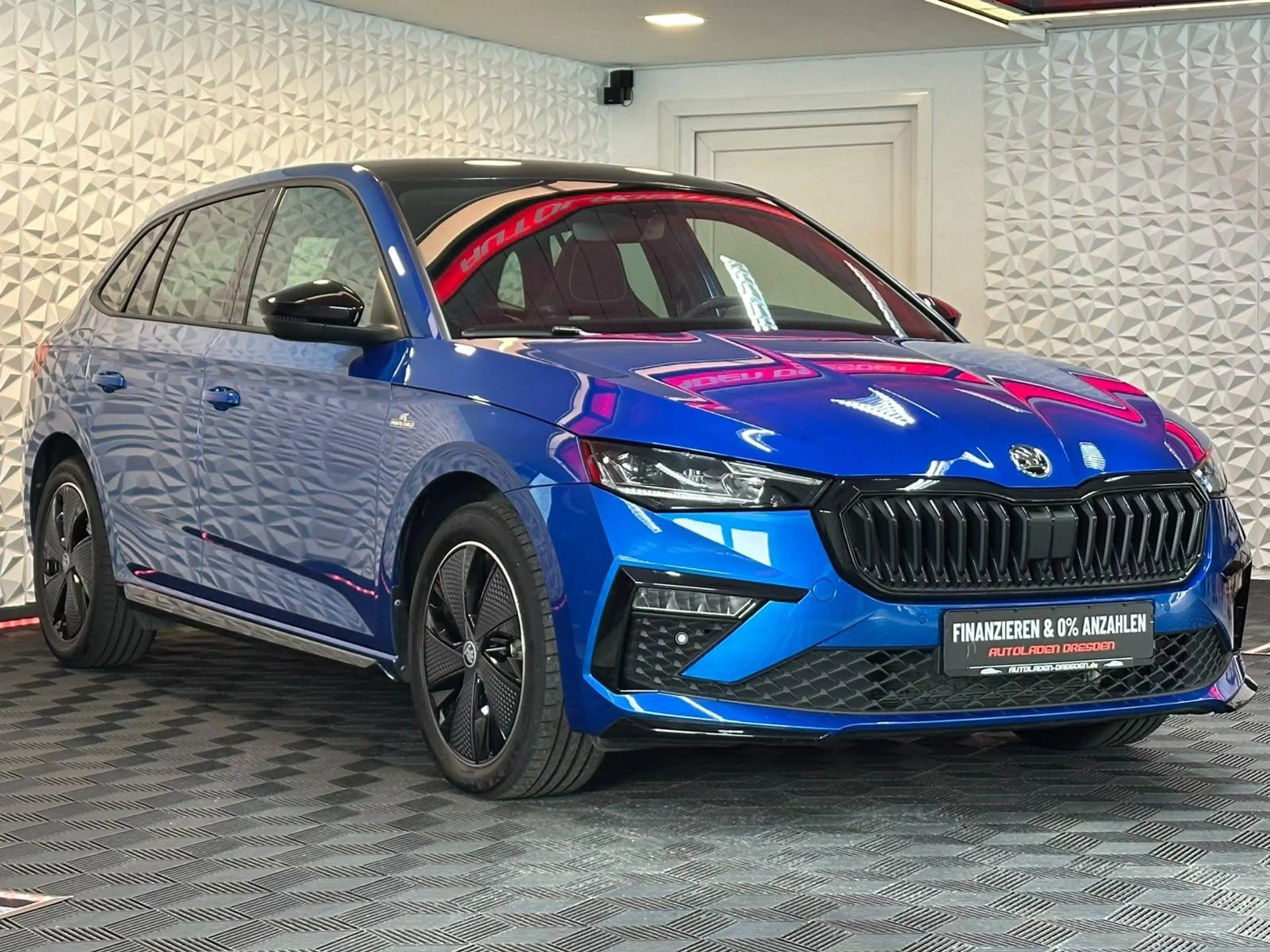 Skoda Scala 1.5TSI MONTE CARLO MATRIX#PANO#VIRTUAL#KEY — photo 2