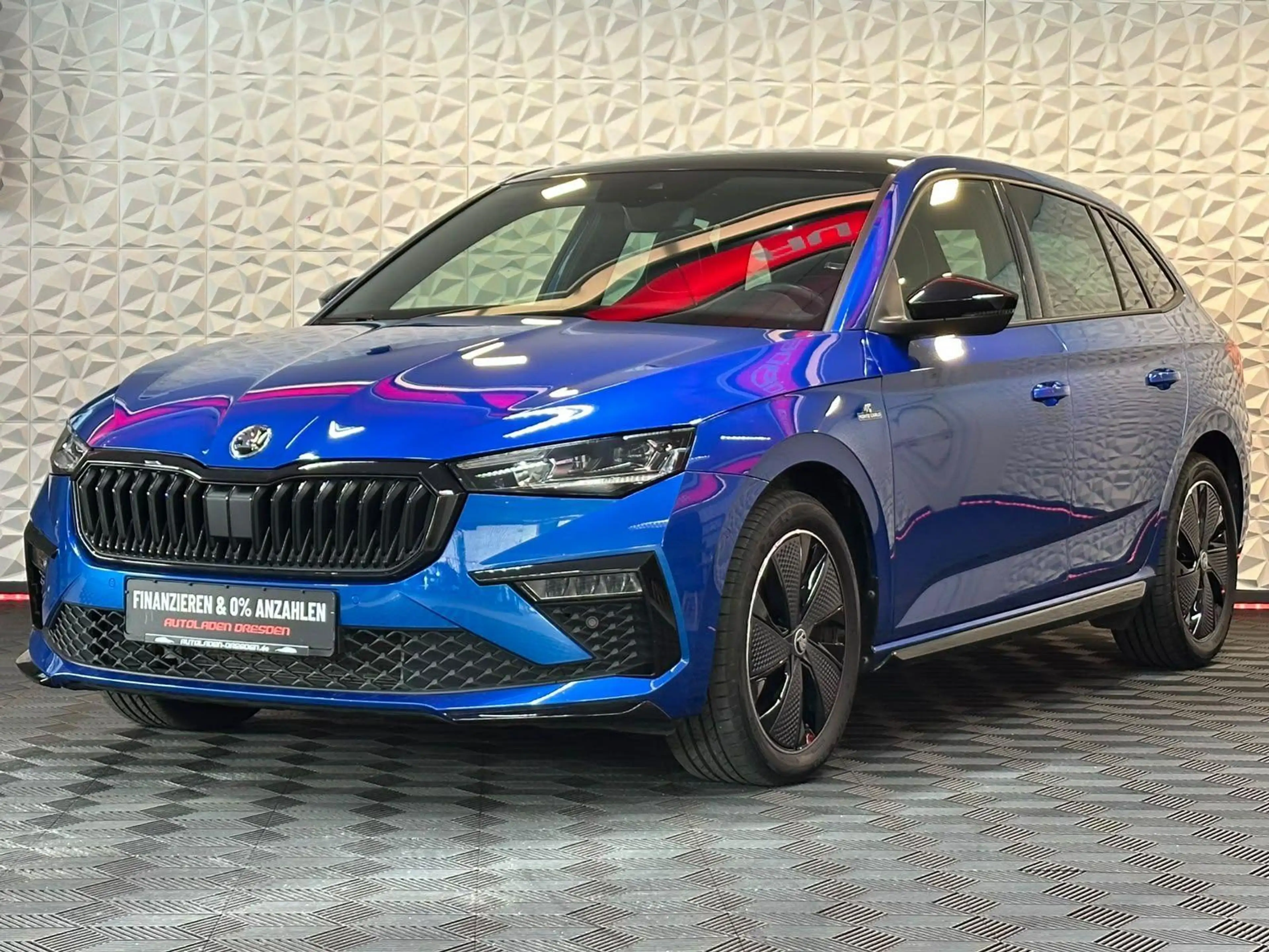 Skoda Scala 1.5TSI MONTE CARLO MATRIX#PANO#VIRTUAL#KEY — photo 4