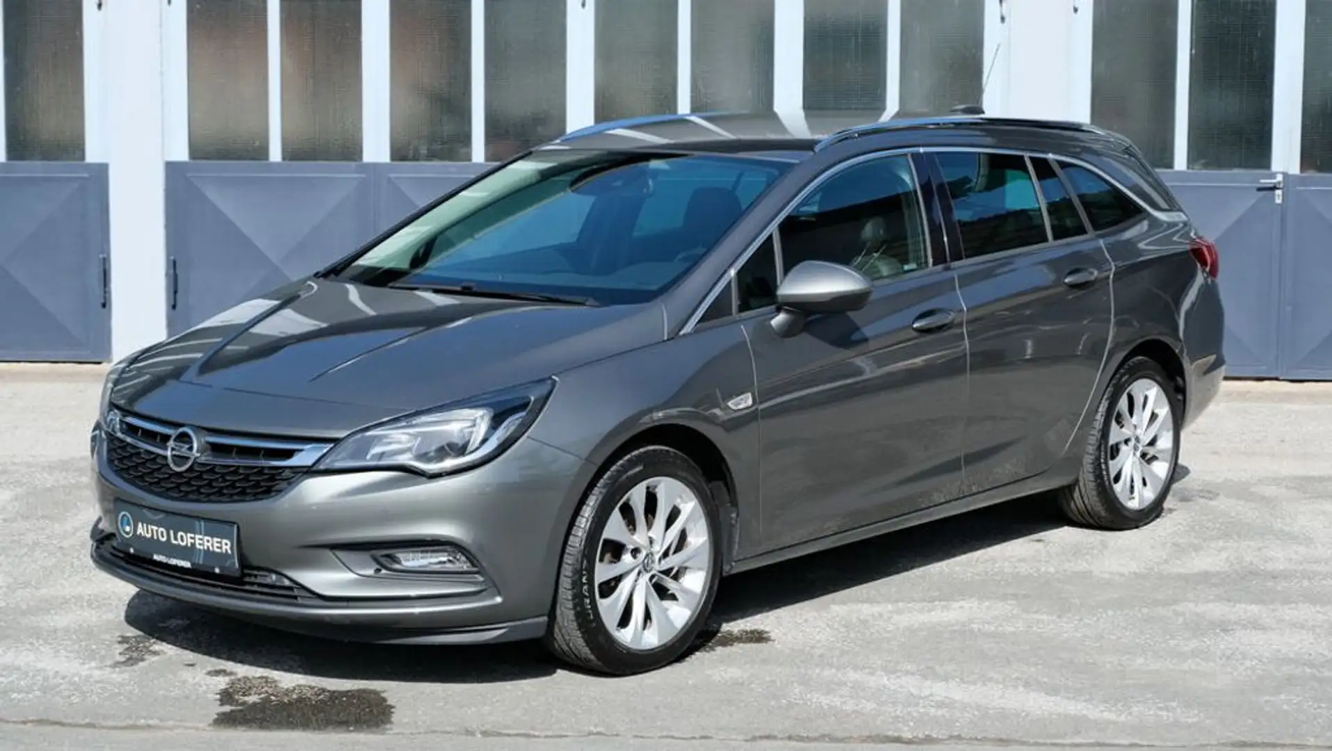 Opel Astra INNOVATION * AHK Grau - 1