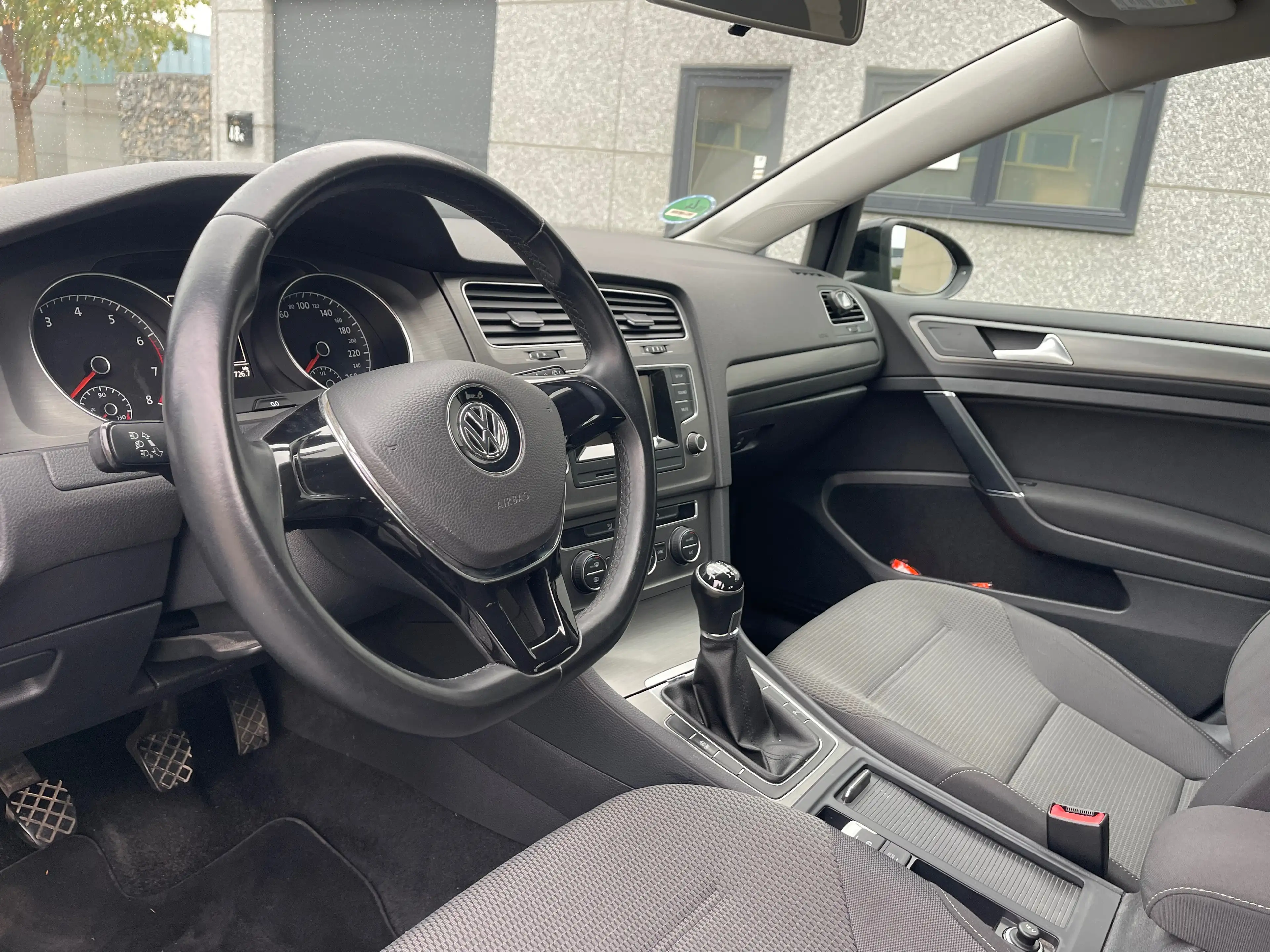 Volkswagen Golf Golf 1.2 TSI Highline — photo 9