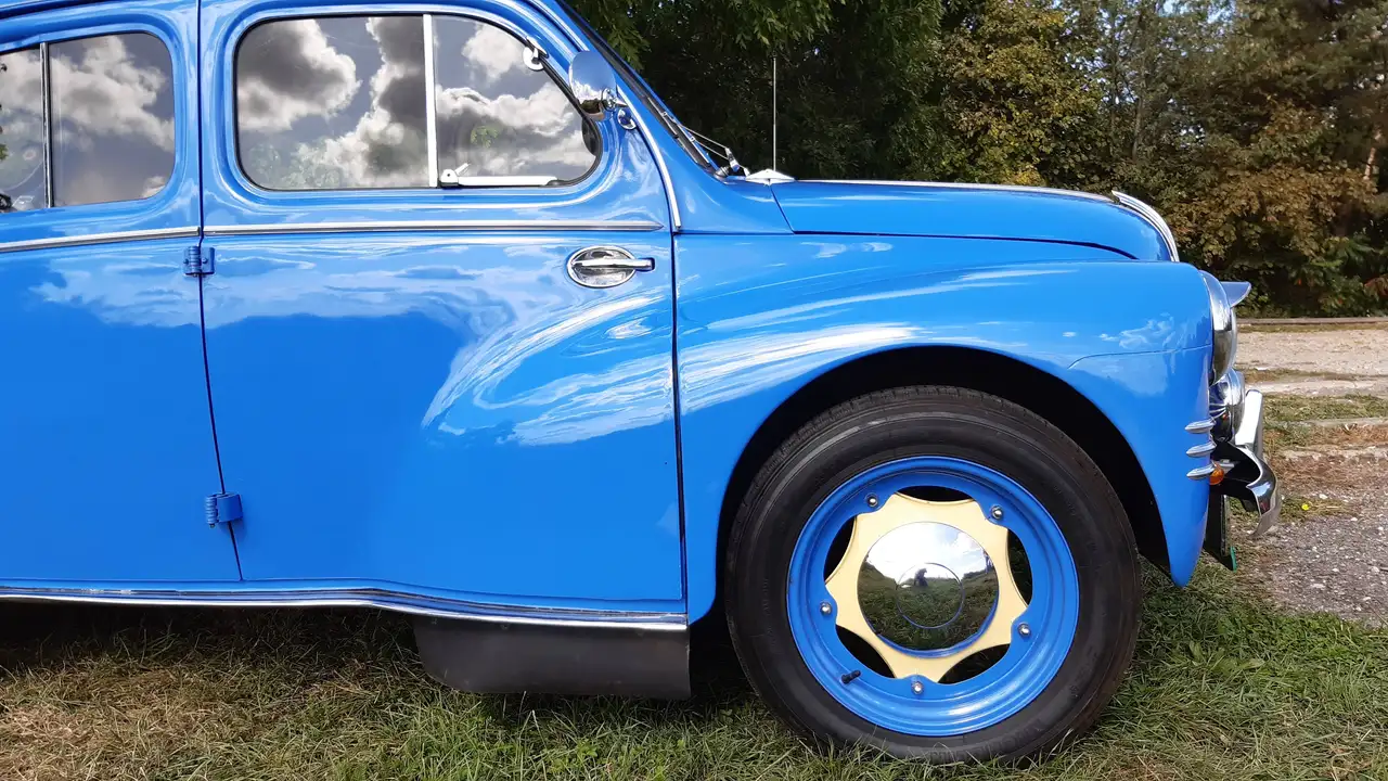Renault 4 CV (Chremeschnittchen), foto 3