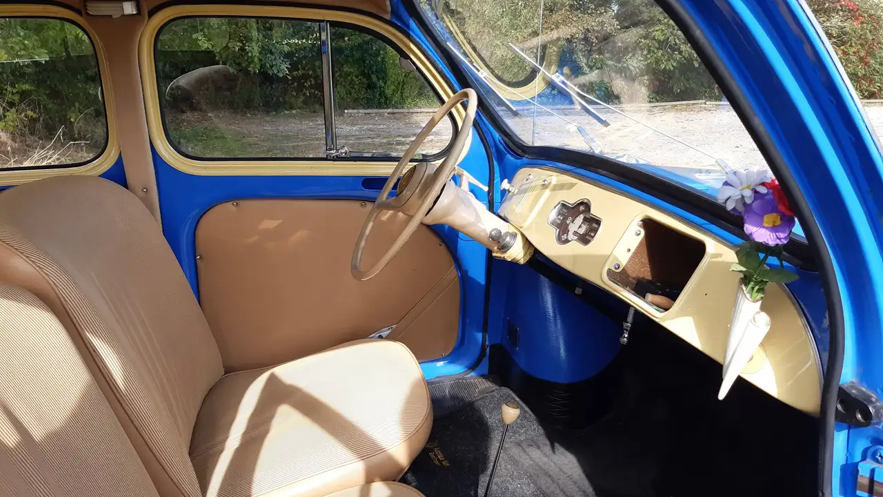 Renault 4 CV (Chremeschnittchen), foto 7