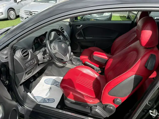 Alfa Romeo Mito view 12