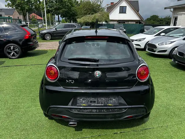 Alfa Romeo Mito view 6