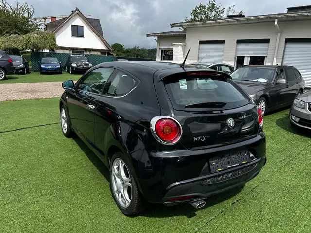 Alfa Romeo Mito view 7