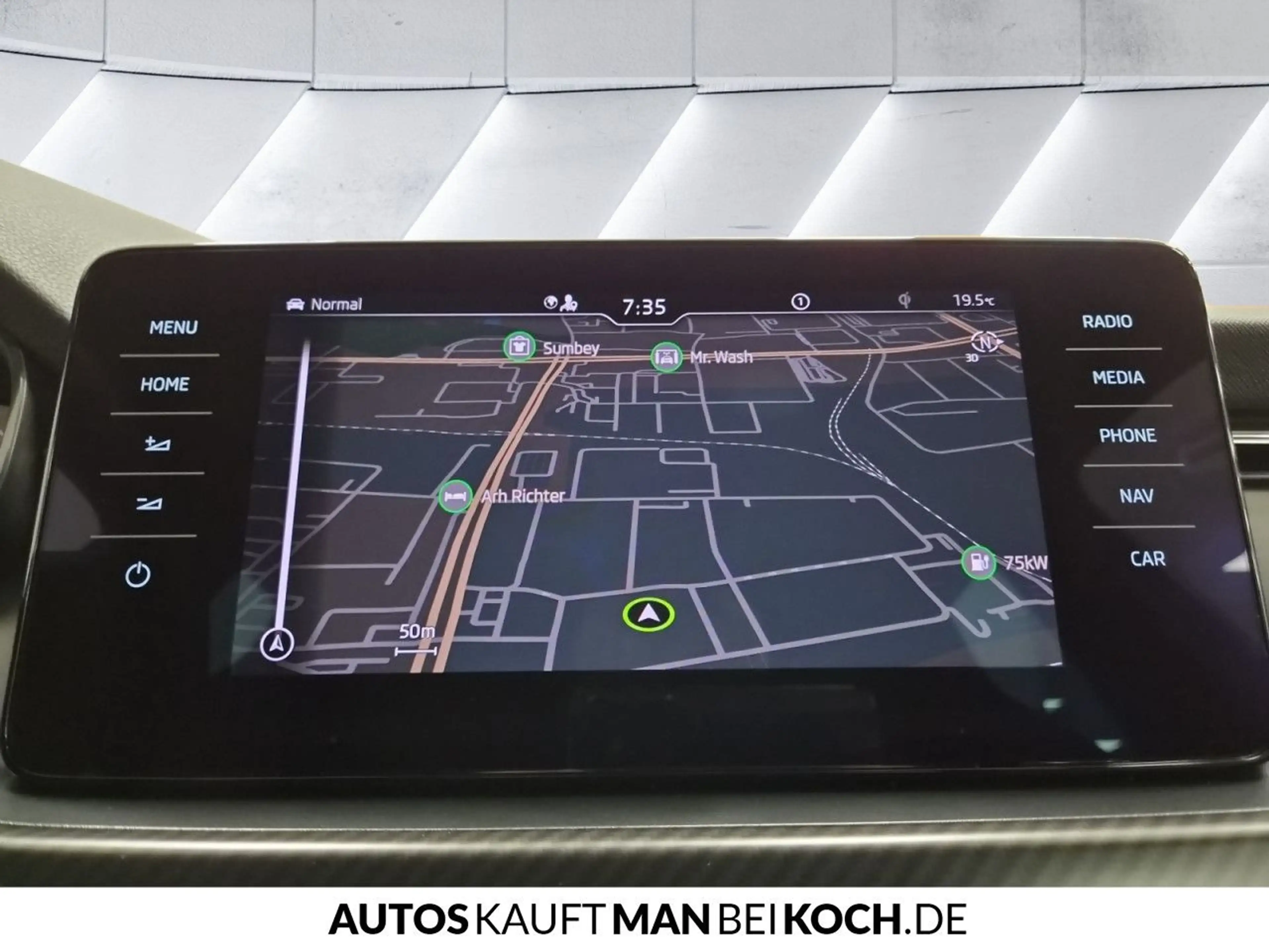 Skoda Kamiq 1.5 TSI DSG Monte Carlo PDC NAVI LED Klima — photo 13