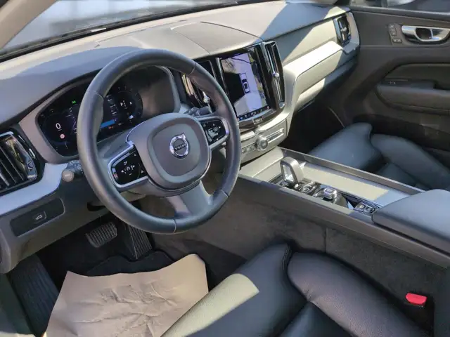Volvo XC60 view 13