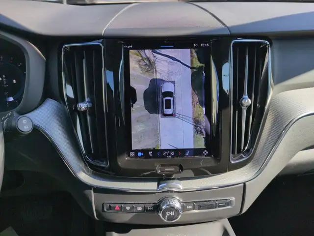 Volvo XC60 view 16