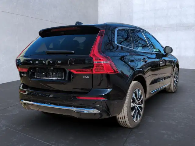 Volvo XC60 view 7