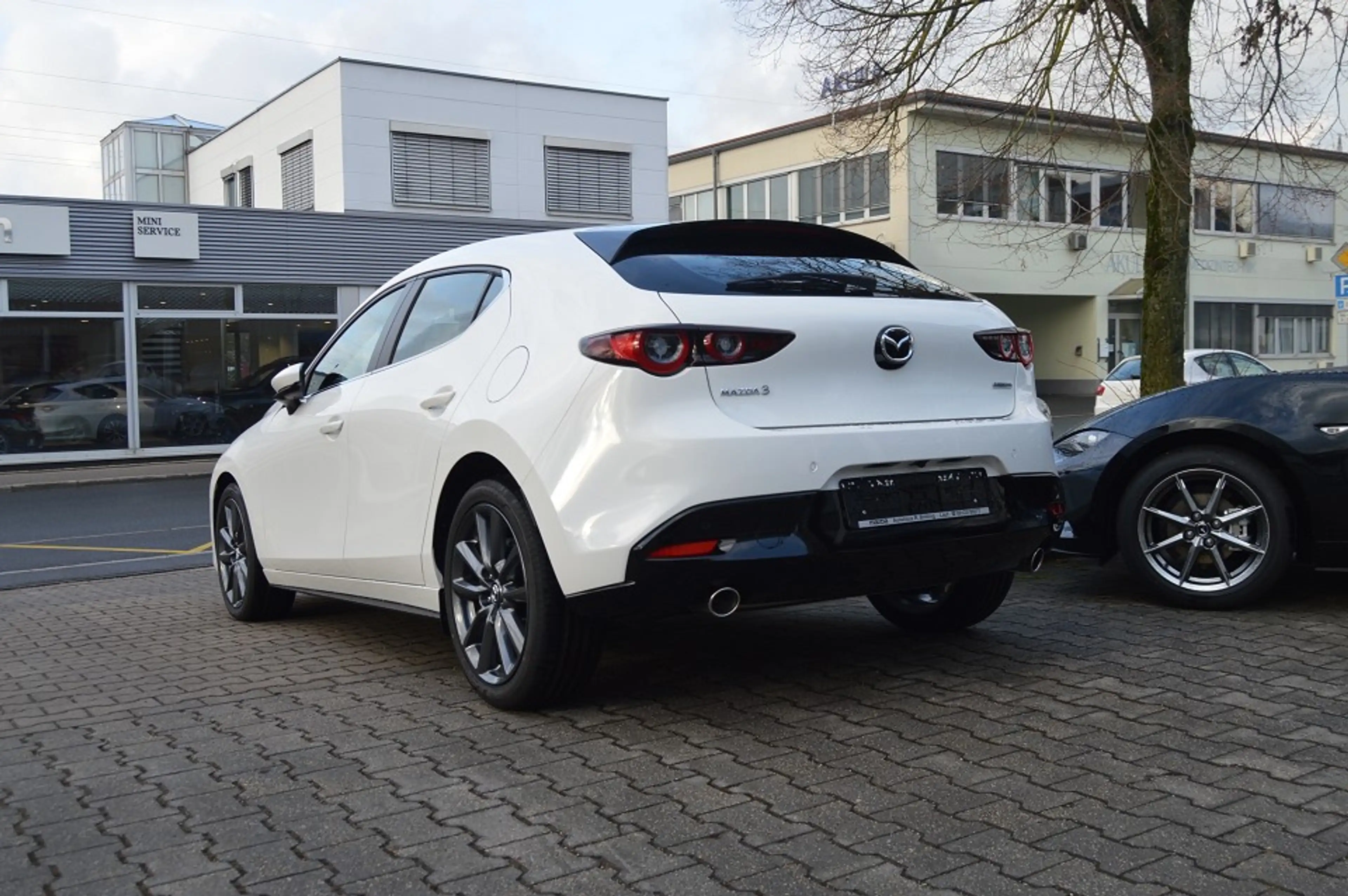 Mazda 3 2.5L e-SKYACTIV G 140ps 6AT FWD Centre-line Navi — photo 5