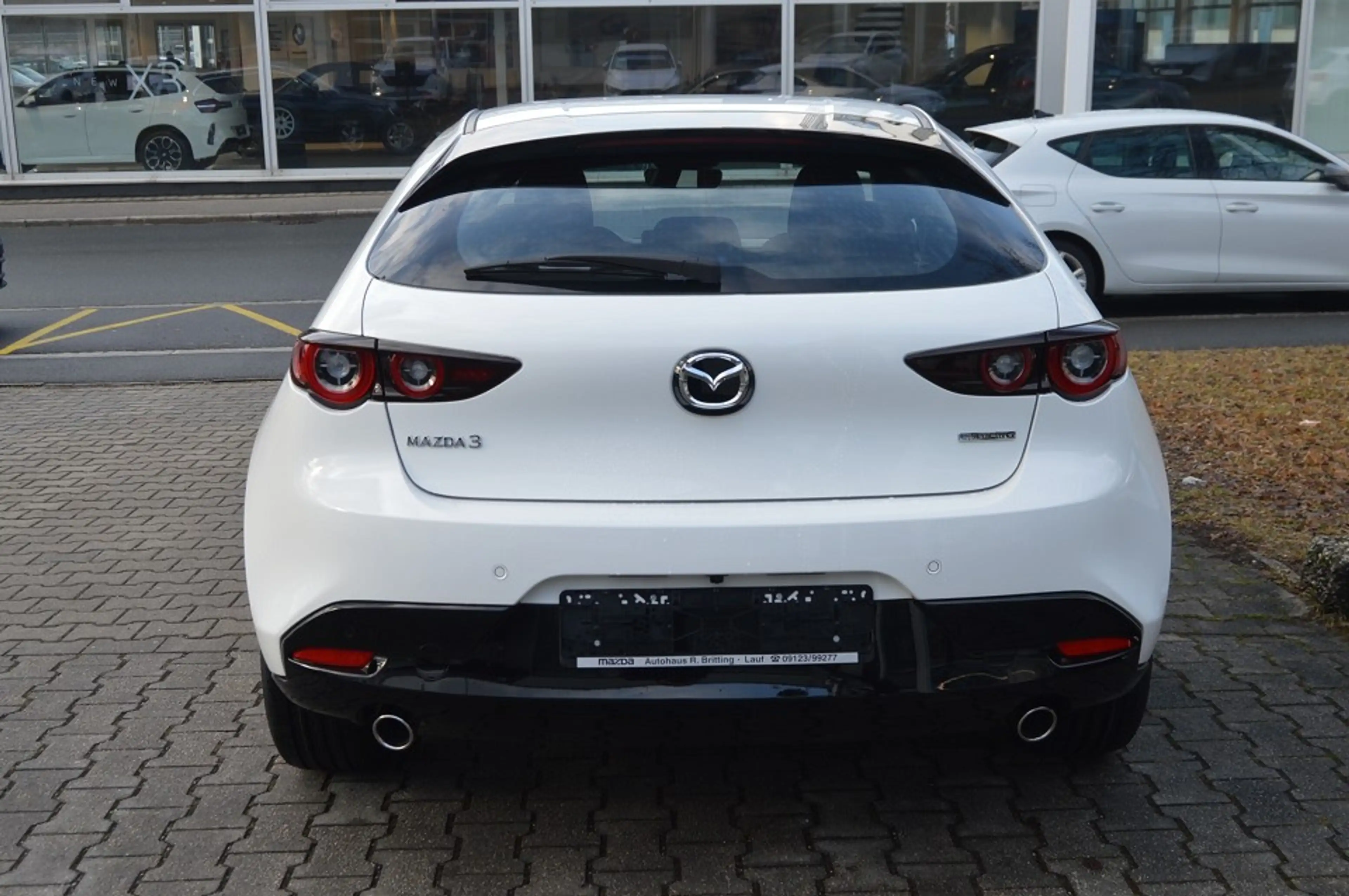 Mazda 3 2.5L e-SKYACTIV G 140ps 6AT FWD Centre-line Navi — photo 6