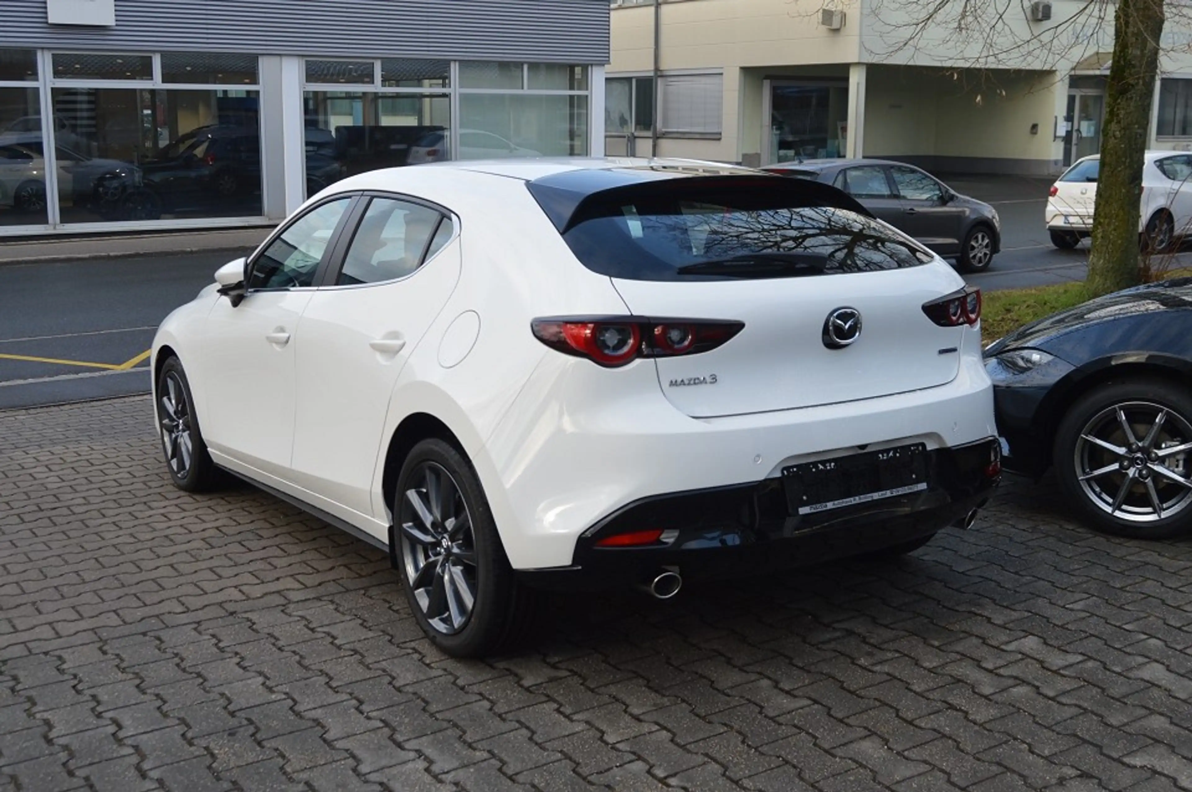 Mazda 3 2.5L e-SKYACTIV G 140ps 6AT FWD Centre-line Navi — photo 4