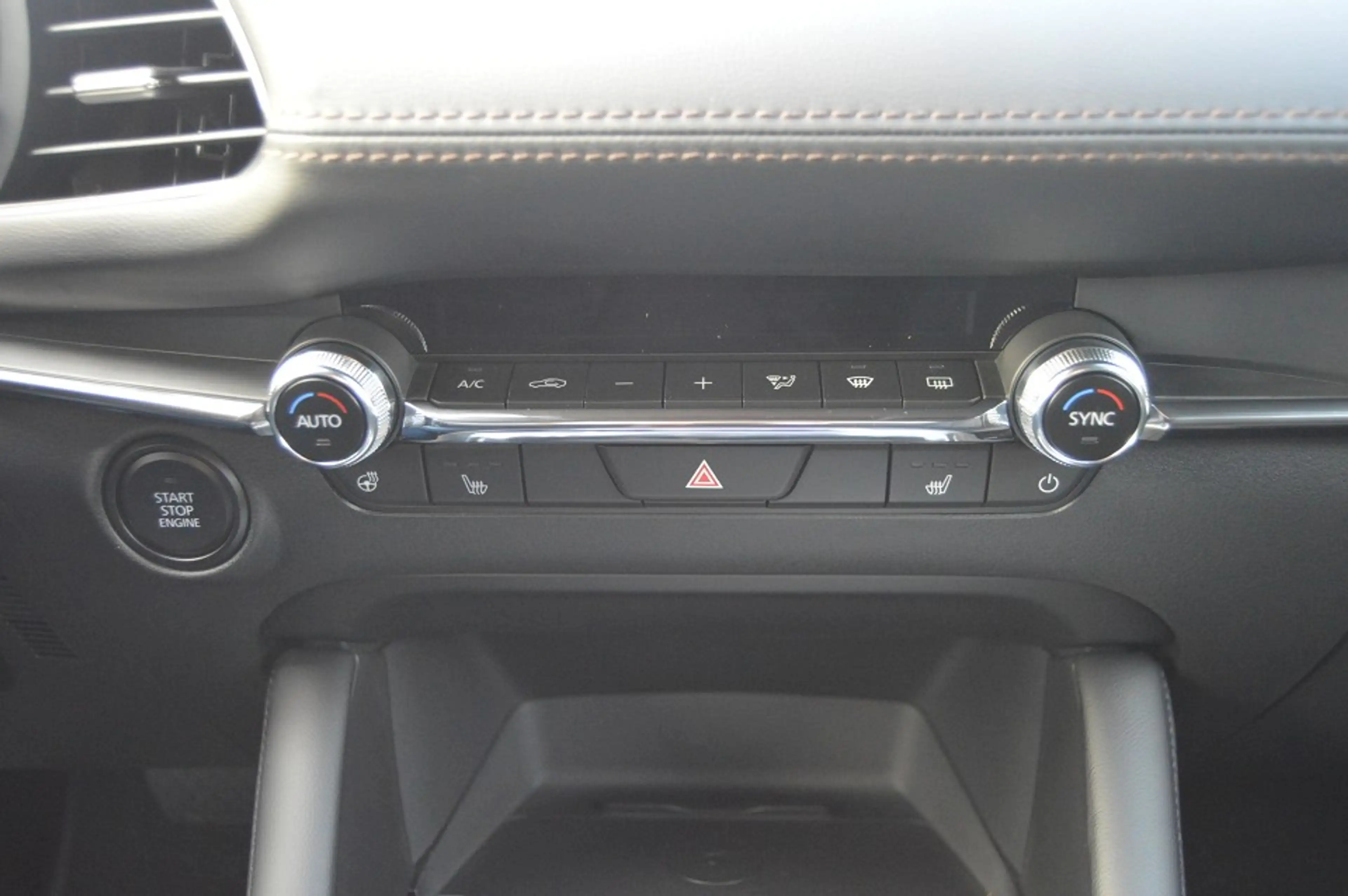 Mazda 3 2.5L e-SKYACTIV G 140ps 6AT FWD Centre-line Navi — photo 16