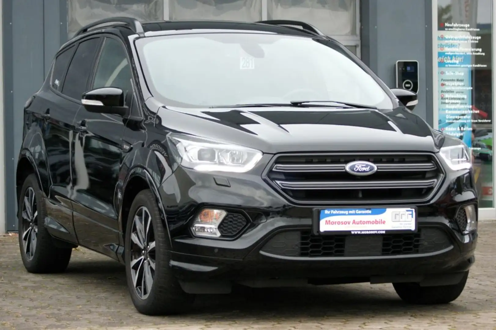 Ford Kuga 1.5 EcoBoost 2x4 Aut. ST-Line Zwart - 2