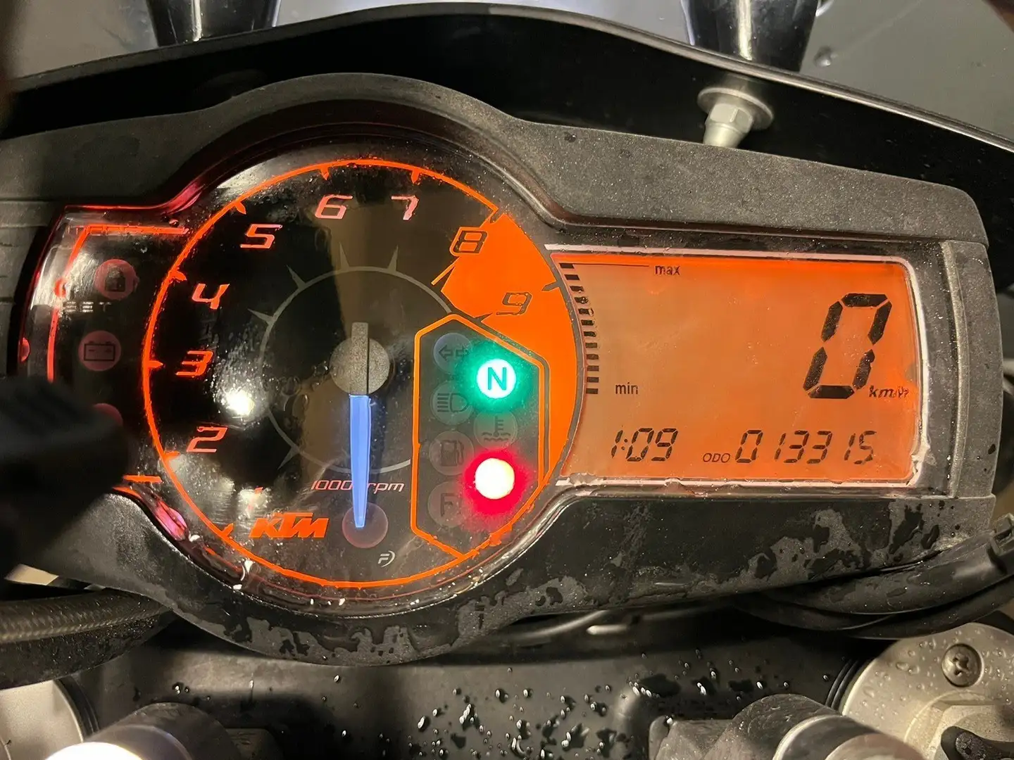 KTM 690 Enduro R Orange - 2