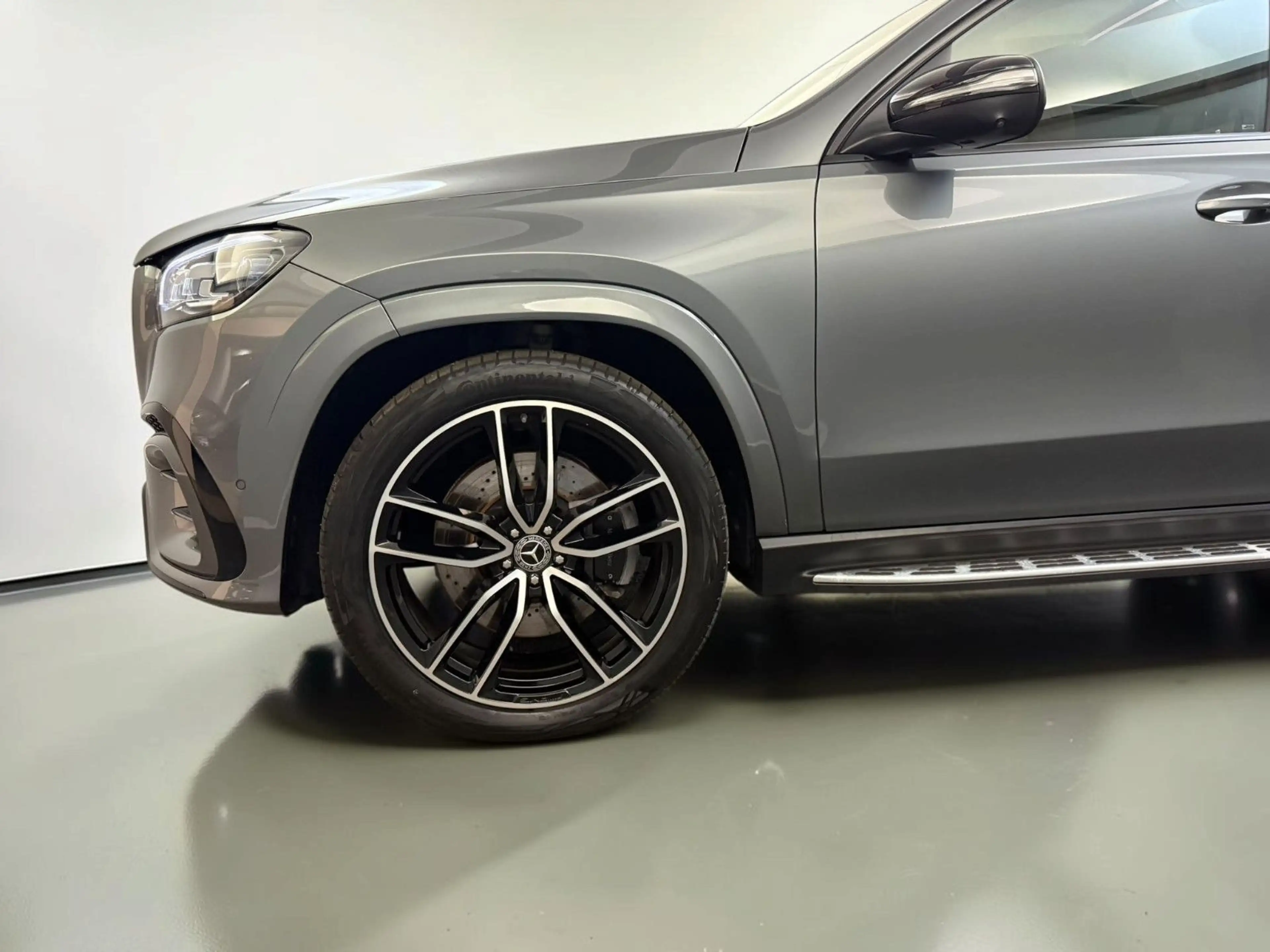 Mercedes-Benz GLS 450 d 4M AMG-LINE ULTIMATE*3xTV*23Z*SITZKLI — photo 4