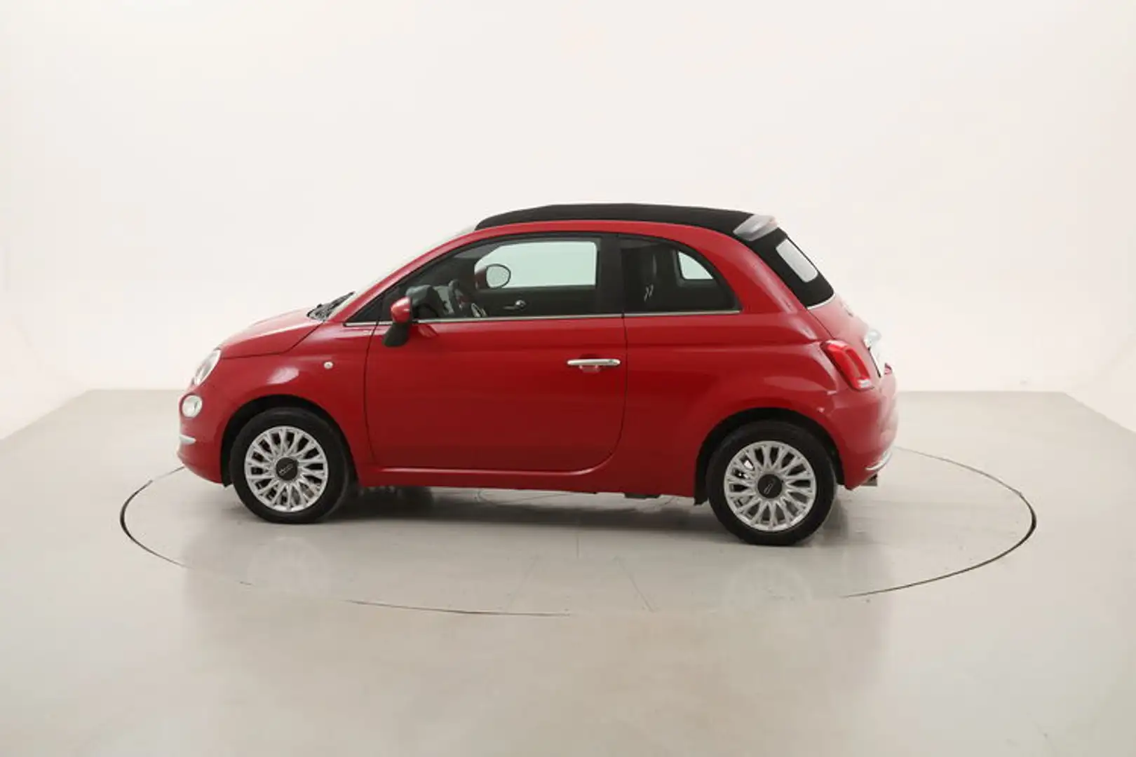 Fiat 500 Hybrid Cabrio Dolcevita 1.0 Mild Hybrid 69CV Rot - 2