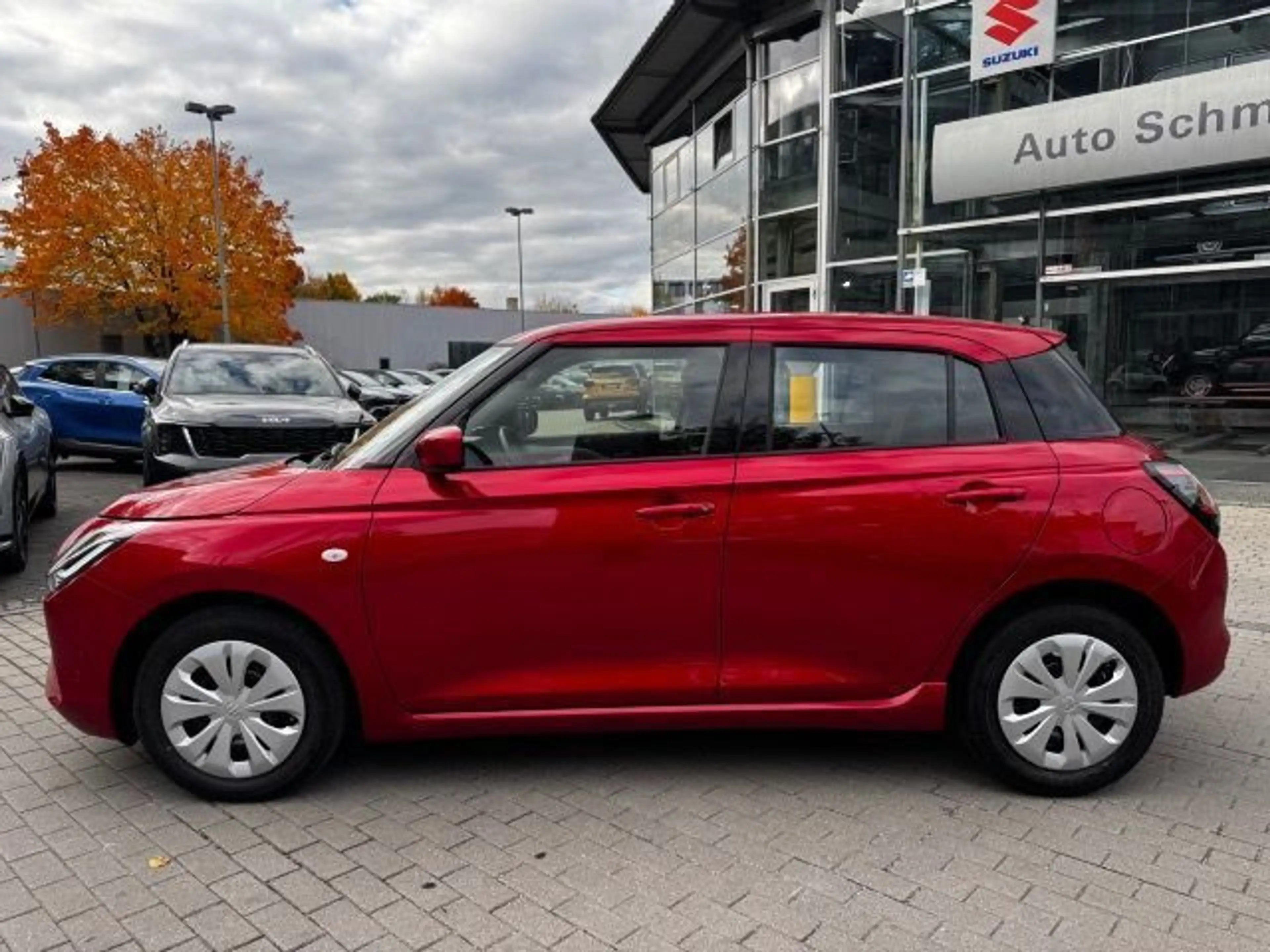 Suzuki Swift SWIFT CLUB HYBRID ALLGRIPP — photo 10