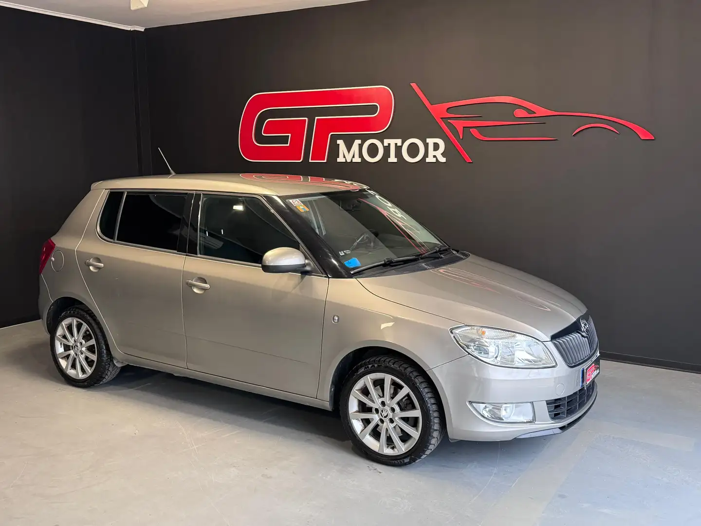 Skoda Fabia Fabia 1.2 tsi Elegance (sport) 105cv, OK NEO srebrna - 1