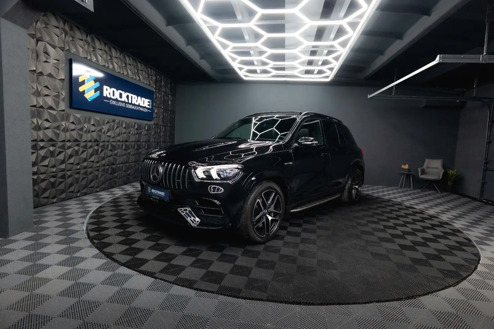 Mercedes-Benz GLE 63 AMG 4Matic+ Night Paket *ACC*Pano*HU*360* Schwarz - 2