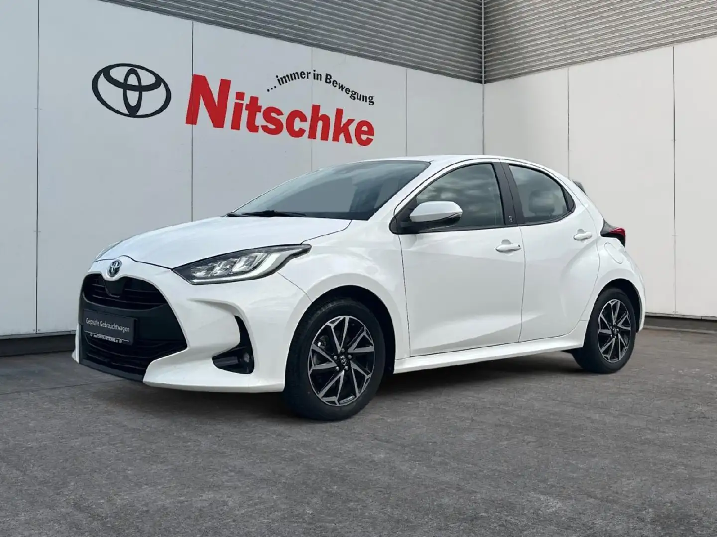 Toyota Yaris Hybrid Team Deutschland, Comfort-Paket Blanco - 1
