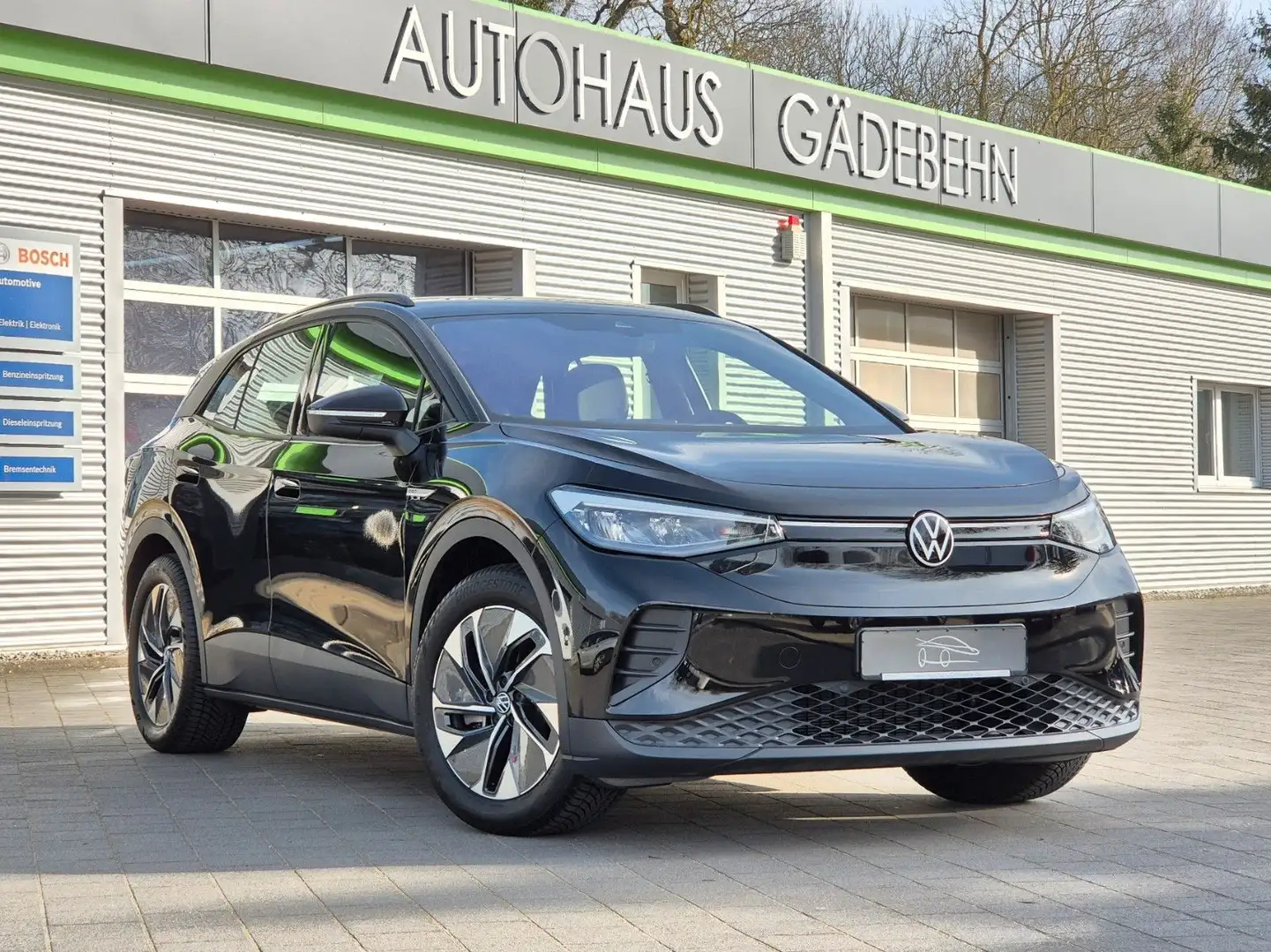Volkswagen ID.4 Pro Performance GJR/PLA/RFK/Lenkradhz/77kWh Schwarz - 1