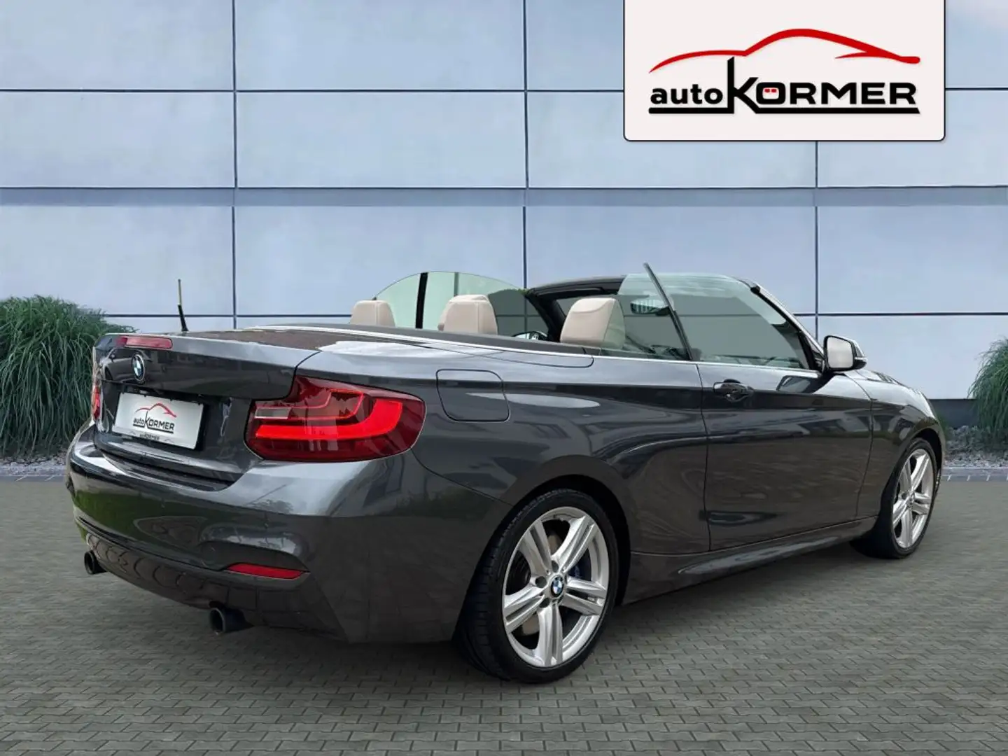 BMW 240 M240i Cabrio Autom.,Navi,Kamera,Sitzhzg.,Deutsch Grau - 2