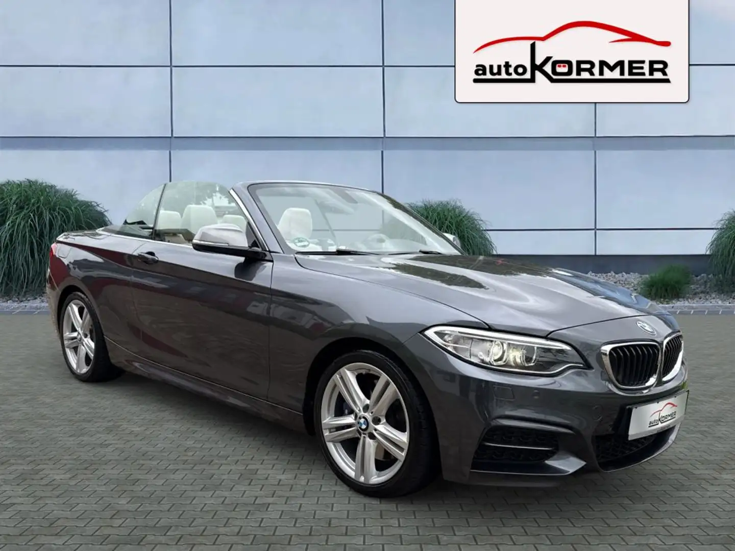 BMW 240 M240i Cabrio Autom.,Navi,Kamera,Sitzhzg.,Deutsch Grau - 1