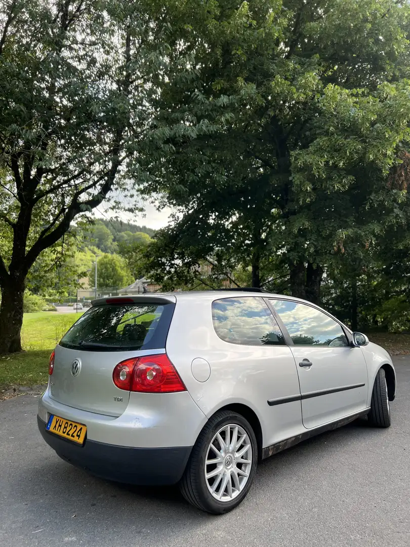 Volkswagen Golf 1.9 TDI Edition - 2
