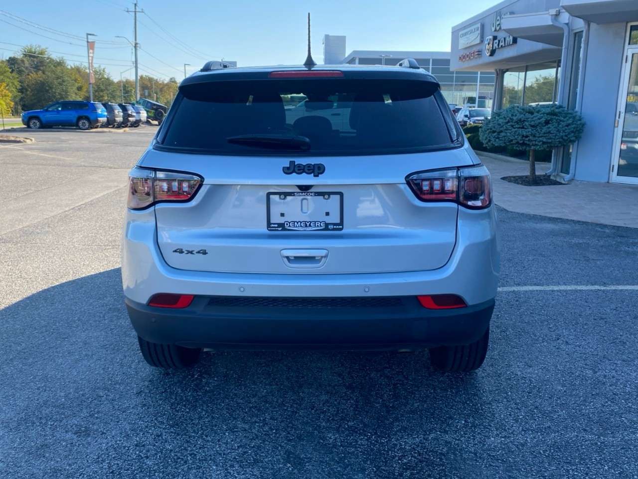 2026 Jeep Compass Limited 4x4 — photo 4