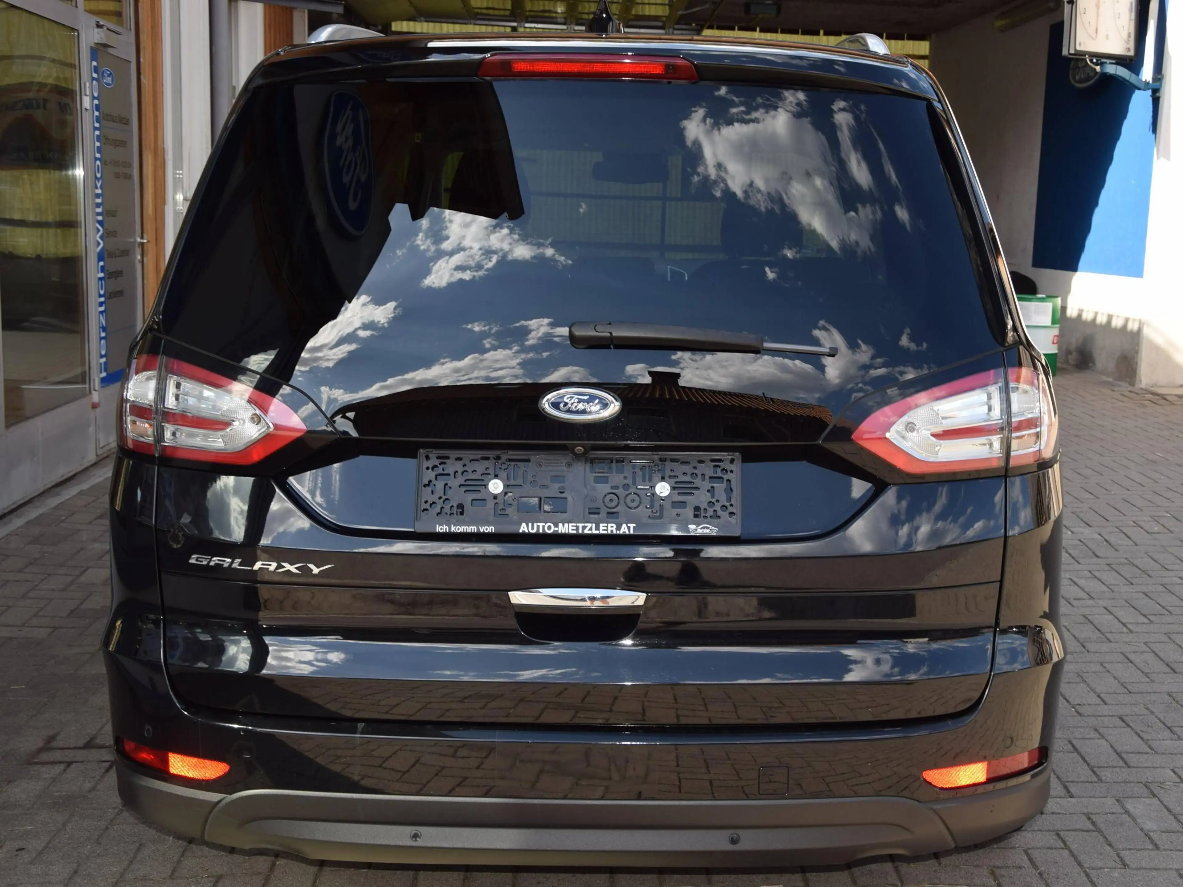Ford Galaxy Titanium AWD — photo 7