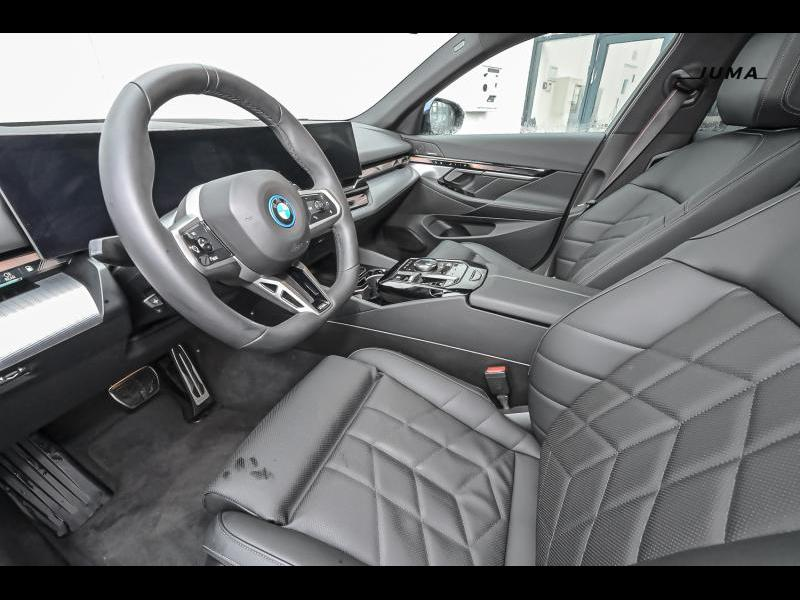 BMW 550 e xDrive Touring - M Pack — photo 6
