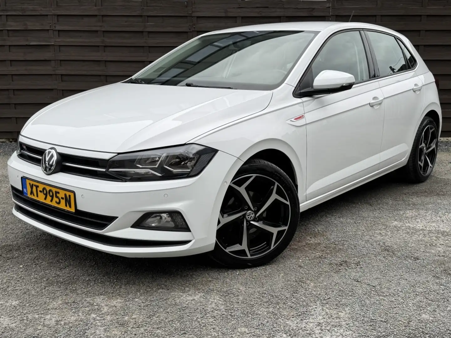 Volkswagen Polo 1.0 TSI Comfortline / 17''LM / Navi / APP / PDC / Wit - 1