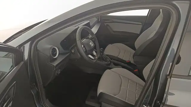 Seat Ibiza view 9